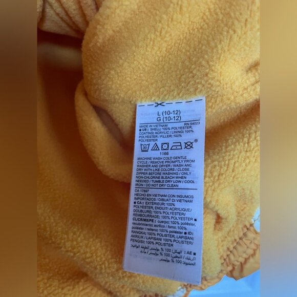 Girls Size L Bundle 2 Pc Puffer Vest And Long Sleeve Tee Old Navy Gap x Disney - Picture 8 of 14